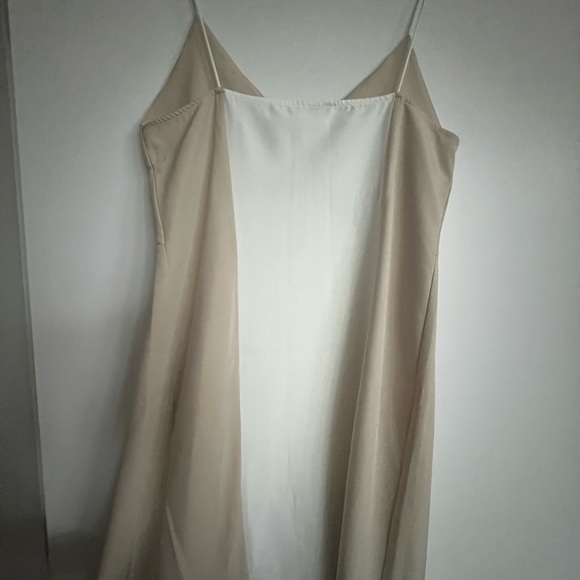 NEW. Zara Spaghetti Strap; MIDI Dress. Size M. Bust 16.5”, Hips 20”, Length 47”. - Picture 4 of 9